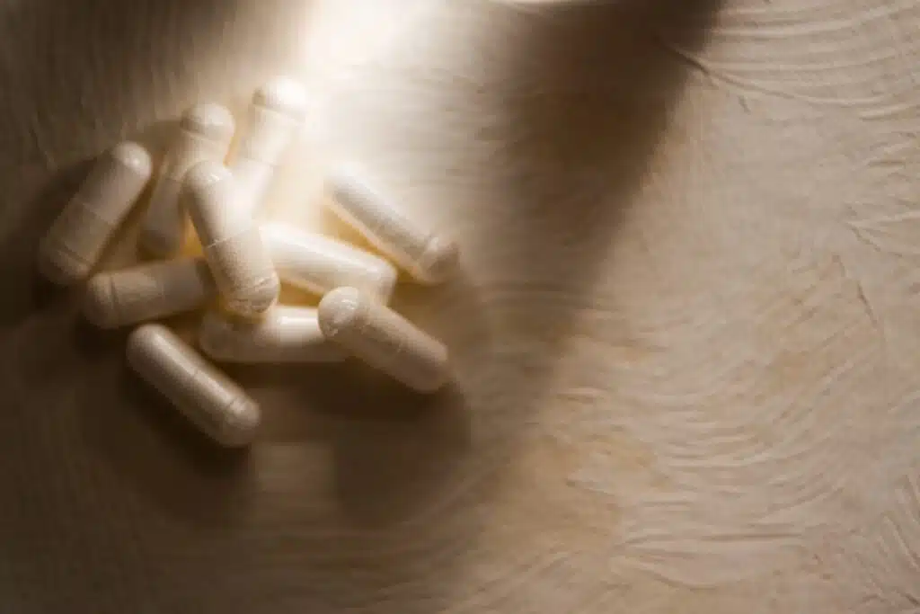 DIM With HRT: Should Providers Recommend It? 1 DIM With HRT