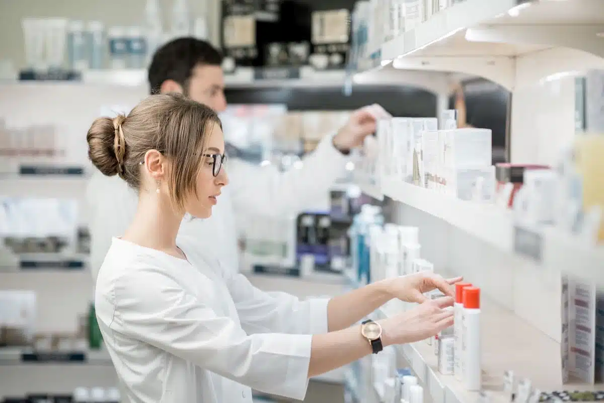 HRT Blog 70 pharmacist fills a progesterone perscription.
